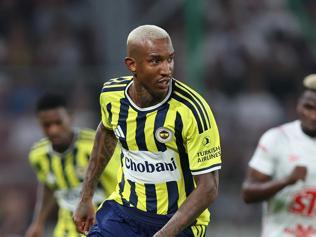 MAÇ ÖZETİ | Gornik Zabrze - Fenerbahçe / Kanarya, Şampiyonlar Liginde turladı