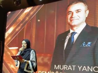 KÜBRA ÜNLÜ YAZDI SAHANIN GÜCÜ BİR KEZ DAHA TESCİLLENDİ; DEMİRÖREN MEDYA GRUBU VE MURAT YANCI’YA ÖDÜL