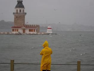 Uyarılar peş peşe İstanbul başta olmak üzere alarm: Kuvvetli geliyor