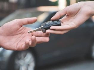 Araç kiralamada yeni dönem: Yaş ve kilometre şartı getirildi