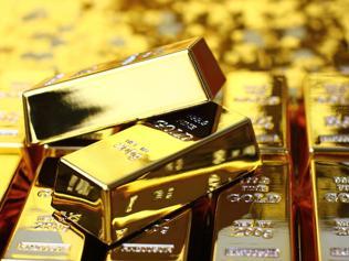 Altın yükselmeye devam ediyor, dolar değer kaybediyor... Bitcoin ise yatırımcının radarında