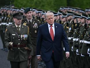 Trump’tan Dublin’de şaşırtan çıkış Bir sözüyle ortalık karıştı: “En nihayetinde birleşecek”