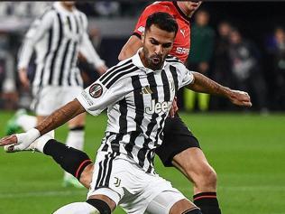 Juventus’ta Zeki Çelik sakatlandı