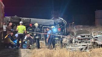 Gaziantep’te yolcu otobüsü kaza yaptı