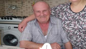 İstanbulda sağlık skandalı: Hastanın bacağında metrelerce sargı bezi unutuldu