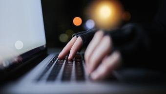 Öğrencilere burs tuzağı