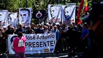 İspanya’da mezar taşıma gerilimi