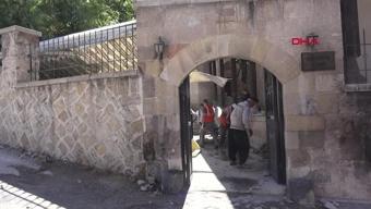 Deprem bölgesindeki tarihi yapılarda restorasyon sürüyor