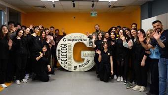 Demirören Medya ve Teknoloji Lisesi’ne öğrenci ve velilerden övgü