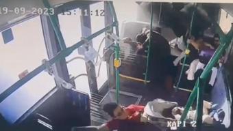 Başakşehirde İETT otobüsünün içindeki kaza dehşeti kamerada