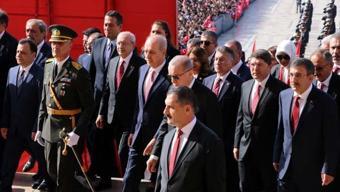 SON DAKİKA: Cumhuriyetin 100. yılı... Devlet erkanı Anıtkabirde...