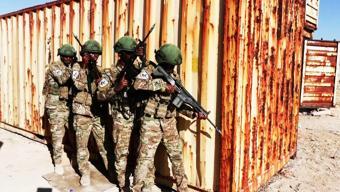 CNN TÜRK nefes kesen tatbikatı görüntüledi: Türk askerinin eğittiği Somali kuvveti