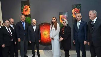 Hande Fırat’ın DEVRİAMBER sergisi açıldı Erdoğan’dan tebrik mesajı