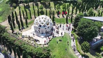 15 Temmuz Şehitler Anıtı’na ziyaretçi akını