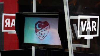 SON DAKİKA | TFF resmen açıkladı VARa yabancı hakem...