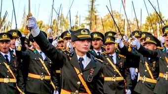 SON DAKİKA Kılıçlı Yeminde 5 Teğmen TSKdan İhraç Edildi