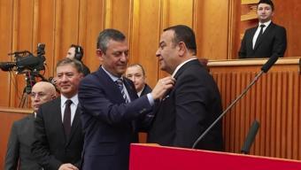 CHPde Adnan Beker çatlağı Siyasette insan ancak kendine kefil olur