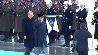 Cumhurbaşkanı Erdoğandan Endonezya Cumhurbaşkanına resmi törenle karşılama