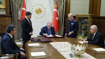 CANLI | YAŞ kararları açıklandı: Genelkurmay Başkanı değişti, Metin Gürak emekliliğe sevk edildi İşte isim isim tüm terfi ve atamalar...