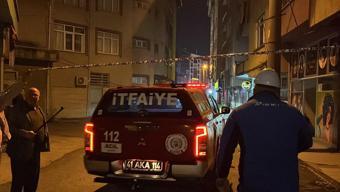 SON DAKİKA | Gebze’de yıkılan binanın yakınındaki bir binada çatlaklar oluştu