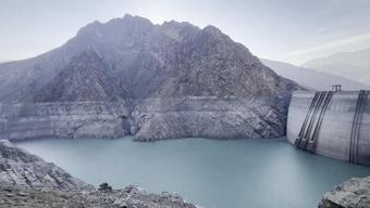 İran Lideri: Tahranı taşımalıyız