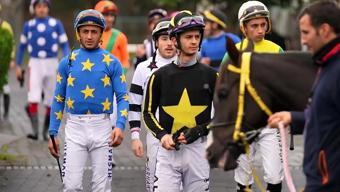 At sahiplerinin seçtiği renk ve semboller ne anlama geliyor İşte jokey formalarının hikayesi...