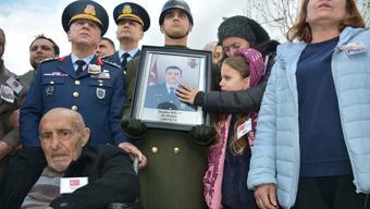SON DAKİKA... Balıkesirde F-16 uçağı düştü Şehit Hava Pilot Binbaşı İbrahim Bolata son görev...