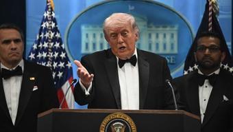 Beyaz Saray yemeğinde silah sesleri ABD Başkanı Trump: Silahlı saldırgan yakalandı