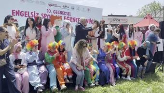 Engelli çocuklar ve aileleri, 10-16 Mayıs Dünya Engelliler Haftası’nda bir araya geldi