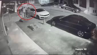  Sahte plakalı araçlarla kaçırdılar, prefabrik yapıda tuttular