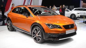 Standart yol otomobilini araziye çevirdi