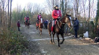 Kemerburgazda binicilerin yarış günü