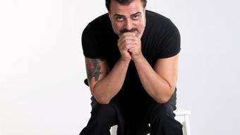 Sermiyan Midnight, seyircileri gülmeye davet ediyor