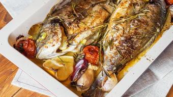 Fırında Balık Tarifi: Balık Fırında Nasıl Yapılır Fırında Balık Nasıl Kaç Derecede Pişer En Güzel Balık Yapımı