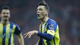 Mesut Özile sürpriz teklif