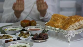 Oruç açma duası: İftar duası Arapça okunuşu ve Türkçe anlamı.. Oruç nasıl açılır