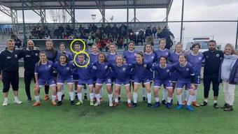 Kadın futbolunda tarihe geçecek olay Sahadaki futbolcu kadın mı, erkek mi tartışması