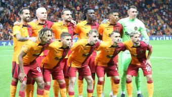 Galatasarayda 4 futbolcuyla görüşmelere başlandı