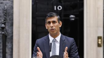 Rishi Sunakın İngiltere Başbakanı seçilmesi Hindistanda nasıl yankı buldu
