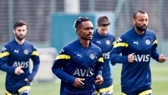 Fenerbahçenin eski yıldızı Lincoln Henrique, Süper Lig ekiplerini peşine taktı