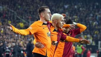 Galatasaraydan Fenerbahçeye olay gönderme