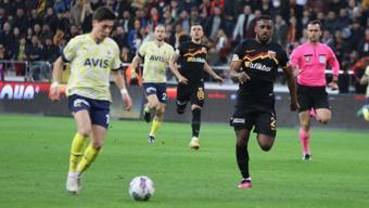 Kayserispor-Fenerbahçe maçında yürekleri ağza getiren sakatlık