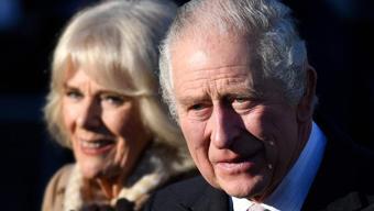 Kral mirasa kondu, kardeşleri isyan etti