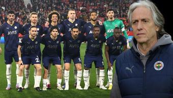 Fenerbahçenin yıldızları Sevilla maçında transfer için göz hapsinde