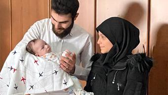 Depremde 3 günlükken kaybolmuştu: 34 gün sonra kavuştular