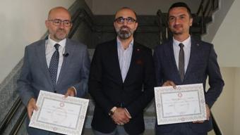 AK Partili vekiller mazbata aldı