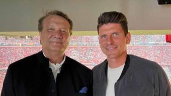 Beşiktaş Başkanı Hasan Arat & Mario Gomez buluşması