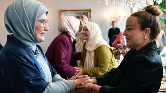 Emine Erdoğan, annelerle bir araya geldi