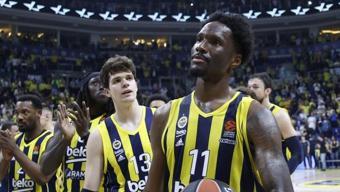 Fenerbahçe Bekonun MVPsi Nigel Hayes-Davisin sözleşmesi uzatıldı