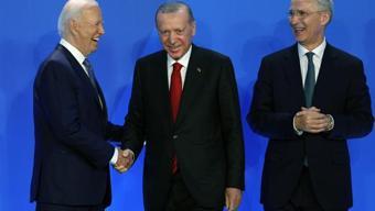 Cumhurbaşkanı Erdoğan, NATO Aile Fotoğrafı çekimine katıldı
